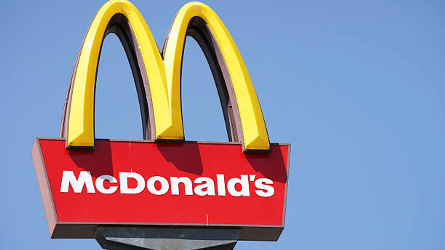 Конкурент McDonald's закрыл 700 ресторанов