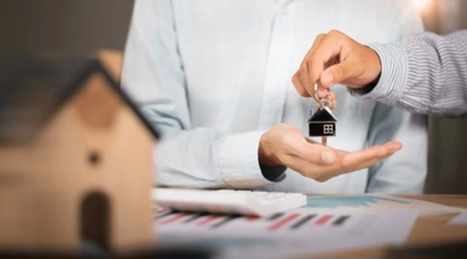 Продаётся действующий бизнес — агентство по продаже элитной недвижимости — Продажа бизнеса — обложка