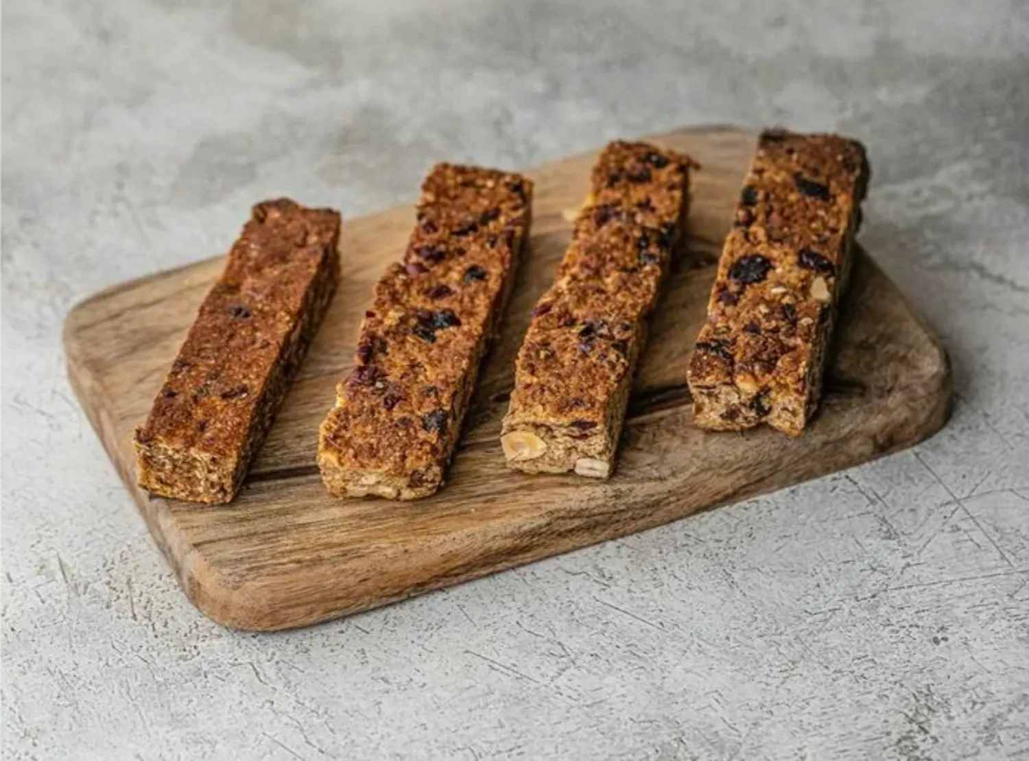 Производство протеиновых батончиков и фитнес товары — Поиск инвесторов — обложка