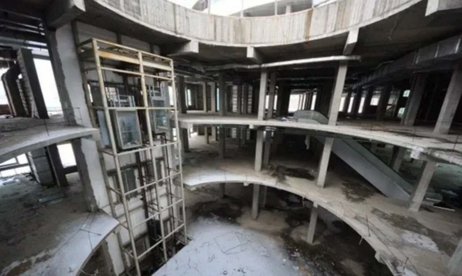 Торговый центр — Продажа бизнеса — обложка