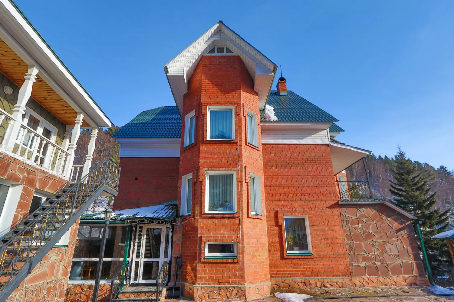 Гостиница на Байкале — Продажа бизнеса — обложка