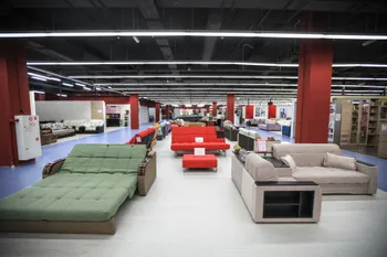 Продажа бизнеса, два мебельных шоурумов — похожее объявление — карточка 4